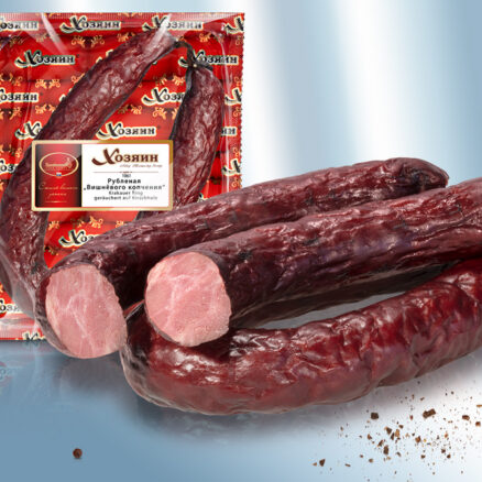 Tipo salchicha de Cracovia ahumada negra