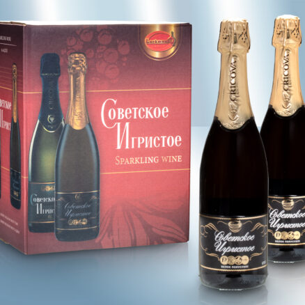 Вино игристое "Советское", белое, полусухое, 12,5%, 750мл