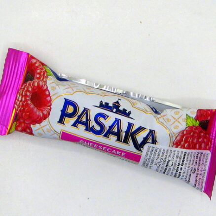 Сырок глазированный в белом шоколаде с малиновым вкусом 24x40гр JO