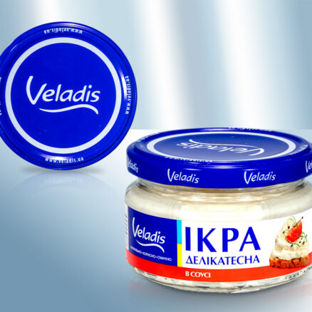 Икра мойвы в салатном соусе, деликатесная