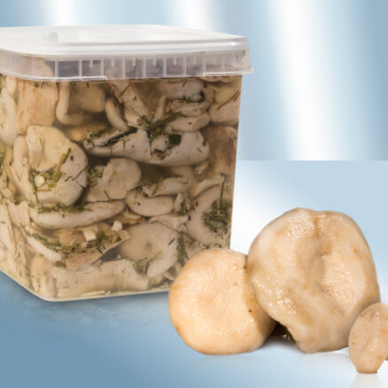 Грузди Сибирские слабосолёные (чистый вес 4500г)