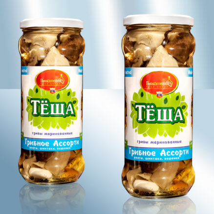 Грибы маринованные, ассорти (опята, шиитаке, вешенки) с чесночком 580мл (чистый вес 315г)
